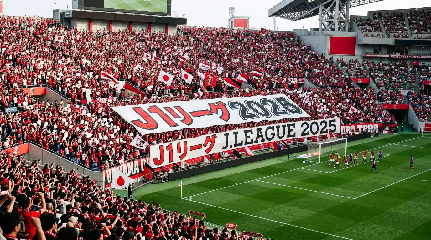 Aficionados llenan las gradas de un estadio japonés durante una jornada de la J.League en 2025